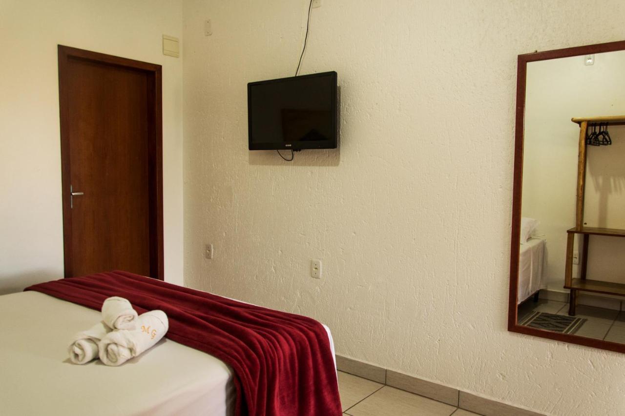 Morada Do Gabriel Otel Guarda do Embaú Dış mekan fotoğraf