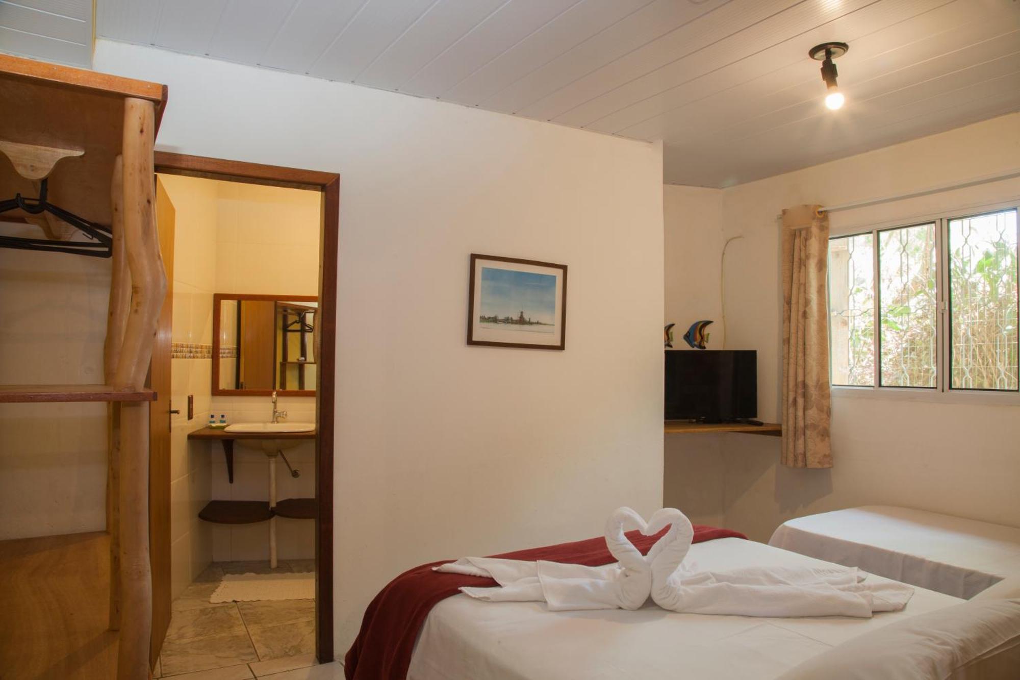 Morada Do Gabriel Otel Guarda do Embaú Dış mekan fotoğraf
